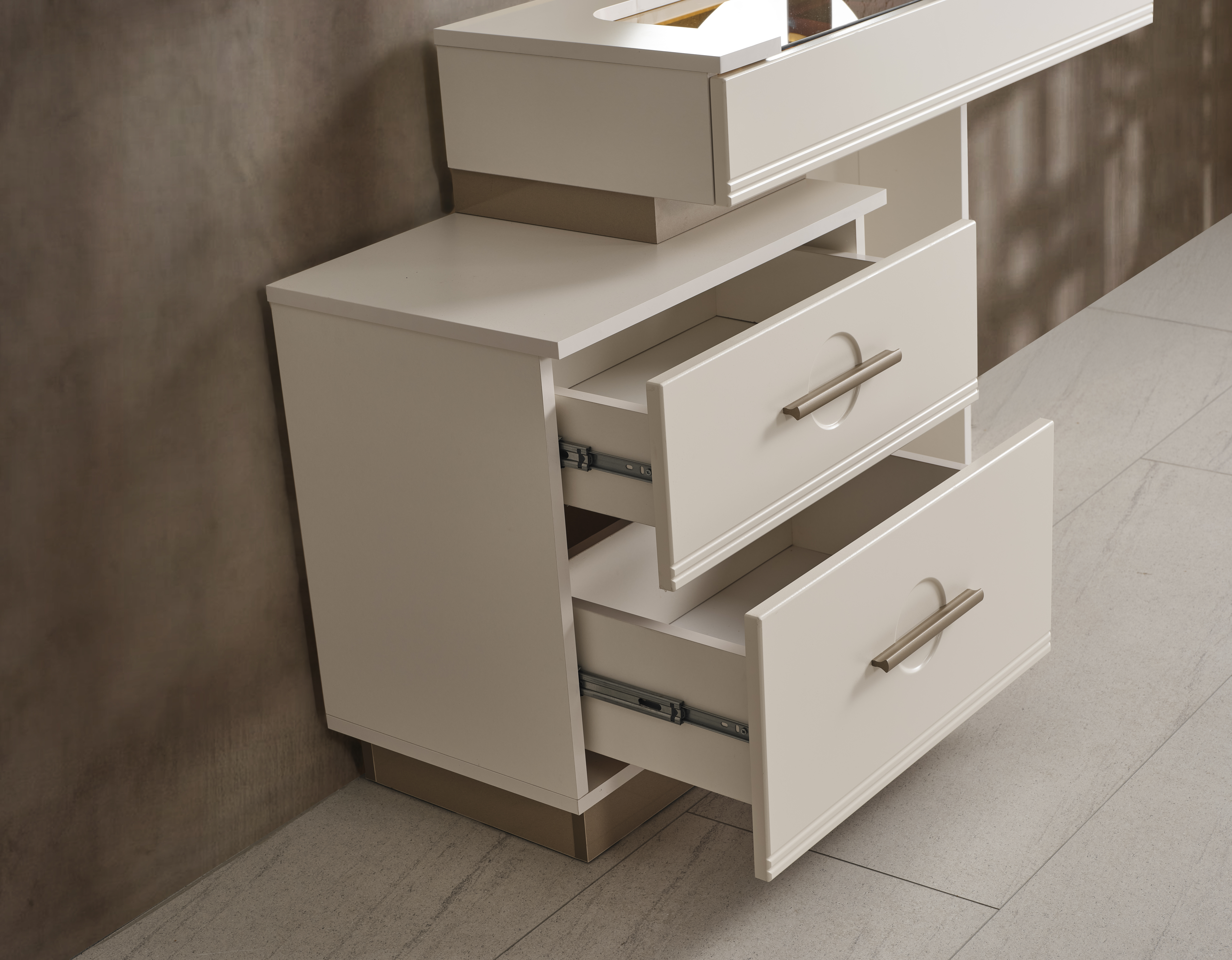 nek-28141-copy-jpg