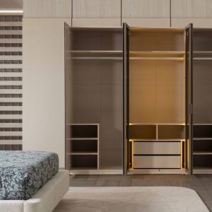 300-300-22751f18-7c0d-46b1-91ce-9c69b0128954-jpg