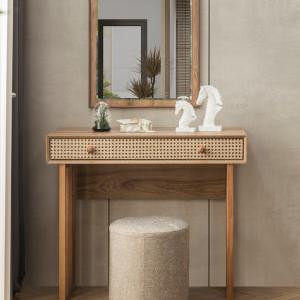 300-300-52665b7f-5e33-4a8f-8cdb-adb19d5477ff-jpg