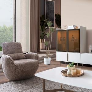 300-300-ee02b45d-1d03-48c9-9c66-ba17719e4034-jpg