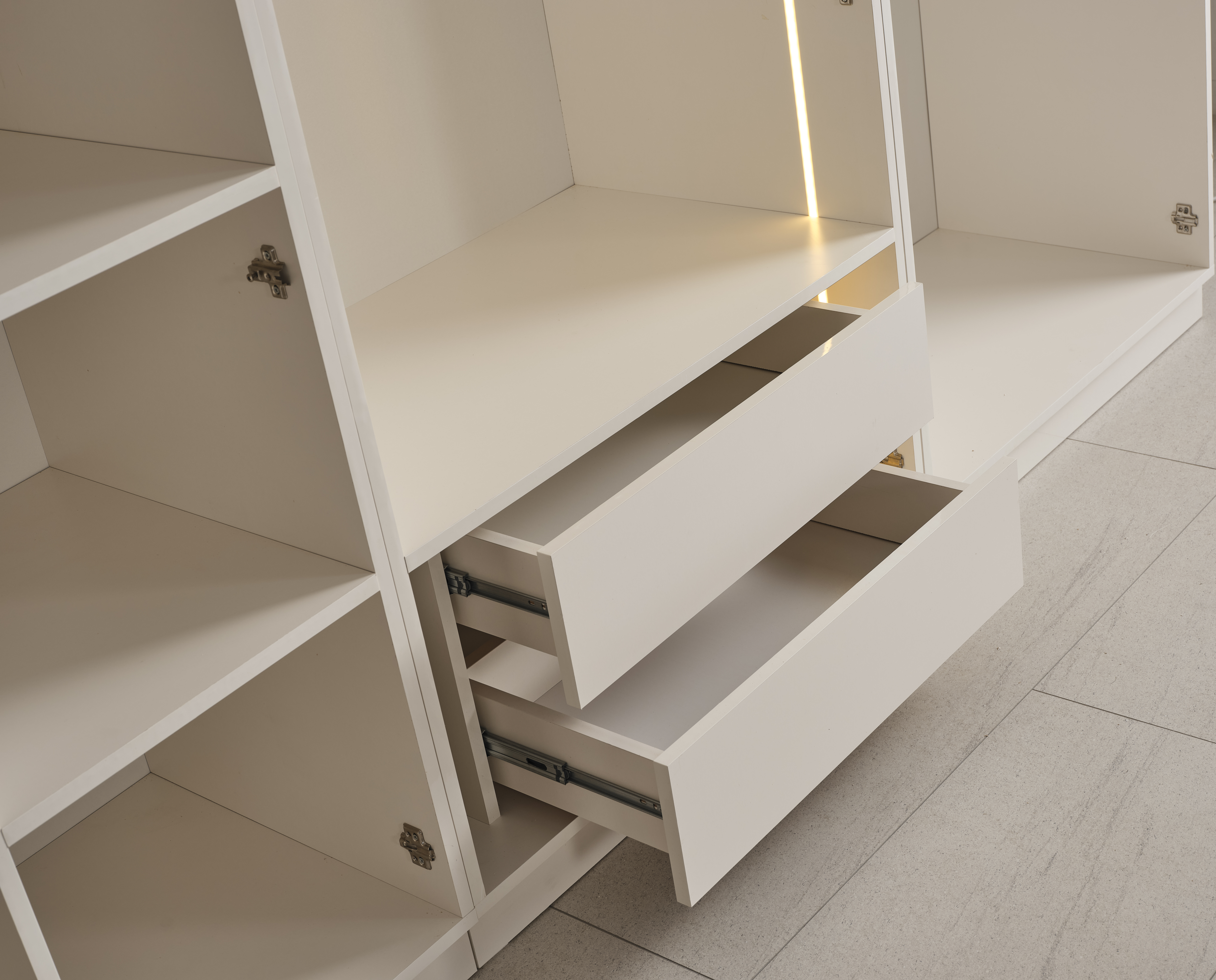 nek-28136-copy-jpg