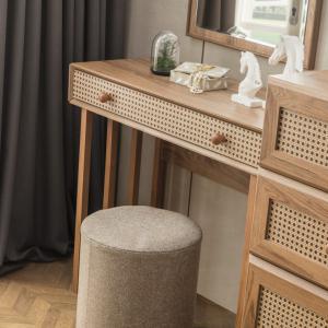 300-300-1c441b20-c4b0-4950-a619-55ae5ced0c99-jpg