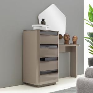 300-300-dfa644d4-46b3-4a96-8995-77362bd48f86-jpg