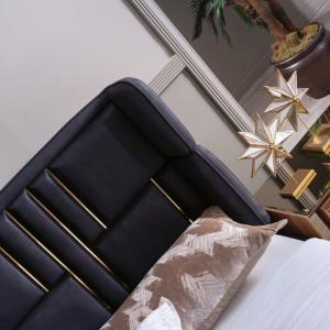 300-300-7b456a50-8a5a-4737-b8c7-b5127ec17861-jpg