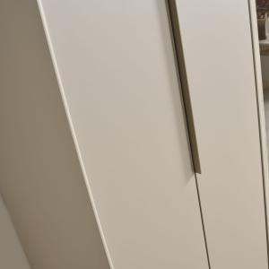 300-300-8e530f8f-9a4c-4c34-b883-54180eeeb476-jpg