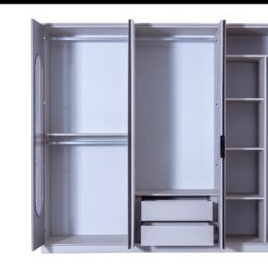 300-300-819a2e5f-3828-4a27-be00-8a5d8456f7e7-jpg