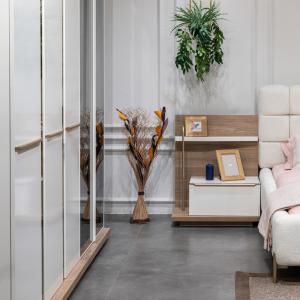 300-300-56e305db-f4b5-4cd6-86f3-1a41a058eb94-jpg