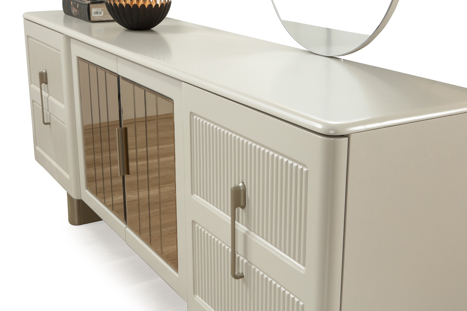 whatsapp-image-2026-04-27-at-17-06-28-3-jpeg