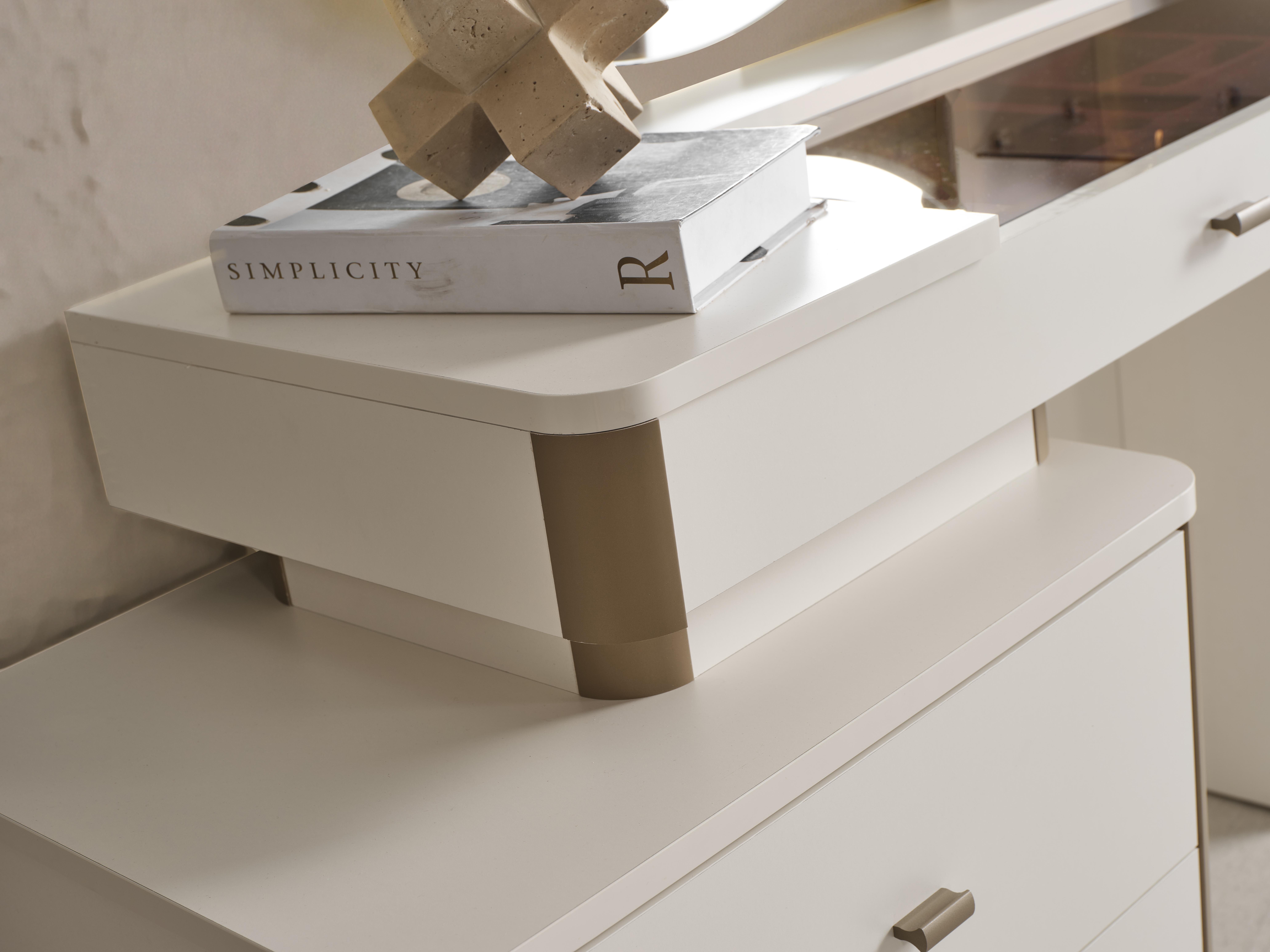 nek-28087-copy-jpg
