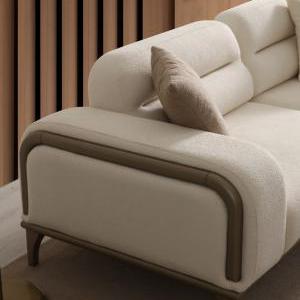 300-300-74c7f9b7-d89b-4862-9185-7b741d1e88a1-jpg