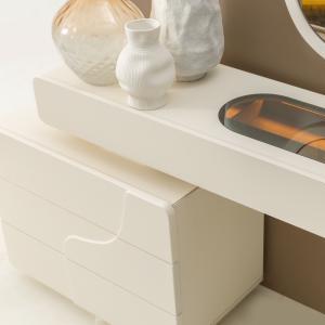 300-300-e0b2459c-ace6-47b2-845f-360b33b6eb52-jpg